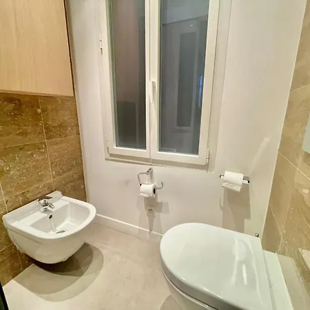 Elegant Bel Epoque In Center Of Tatil Evi *