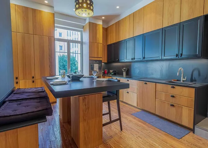 Elegant Belle Epoque In Vakantiehuis *